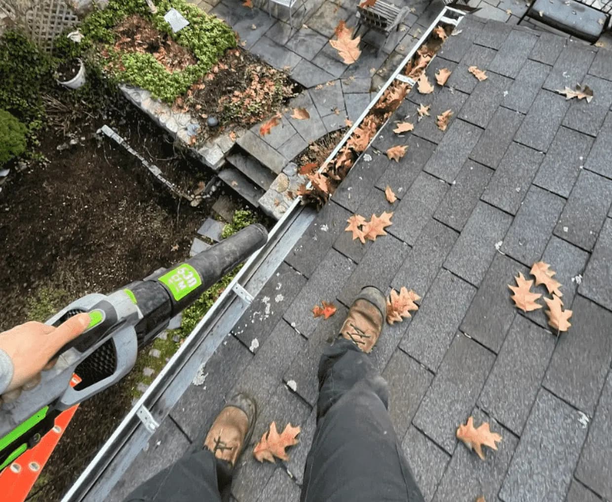 Gutter Cleaning service in Warrensville Heights, OH